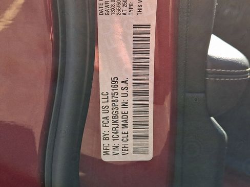 Used 2023 Jeep Grand Cherokee L Limited image 27