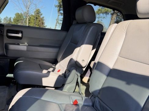 Used 2008 Toyota Sequoia Limited image 32
