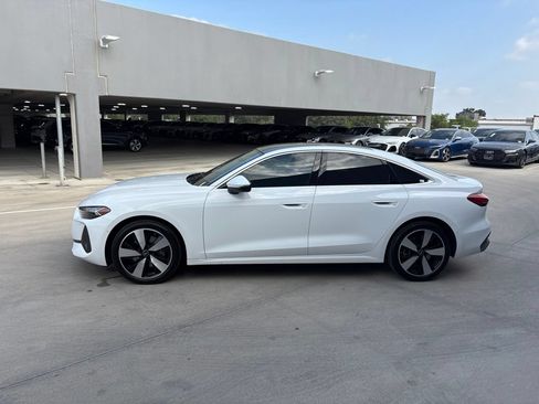 Used 2025 Audi A5 2.0T Premium Plus w/ Premium Plus AWD/4WD image 9