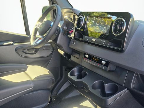 New 2026 Mercedes-Benz Sprinter 2500 image 22