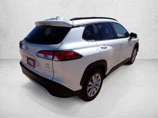 Used 2024 Toyota Corolla Cross LE AWD/4WD video 4