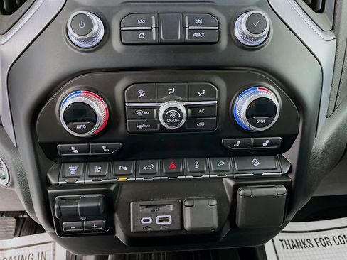 Used 2023 GMC Sierra 3500 SLE w/ SLE Value Package AWD/4WD image 22