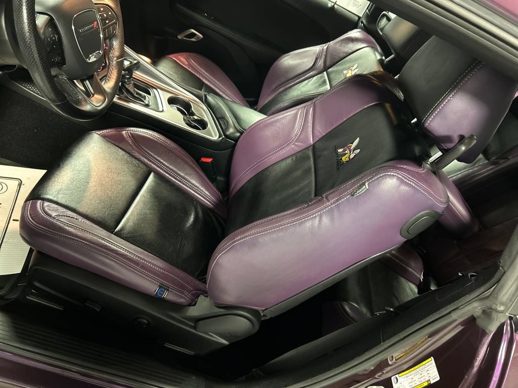 Used 2022 Dodge Challenger R/T Scat Pack w/ Scat Pack Stripe RWD image 12
