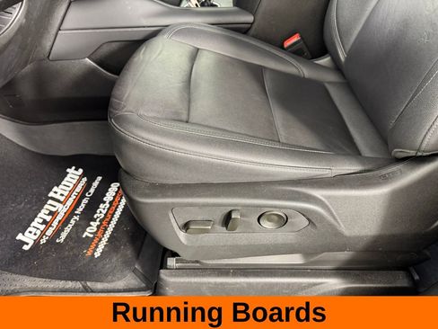 Used 2023 Chevrolet Tahoe Z71 w/ Luxury Package image 12