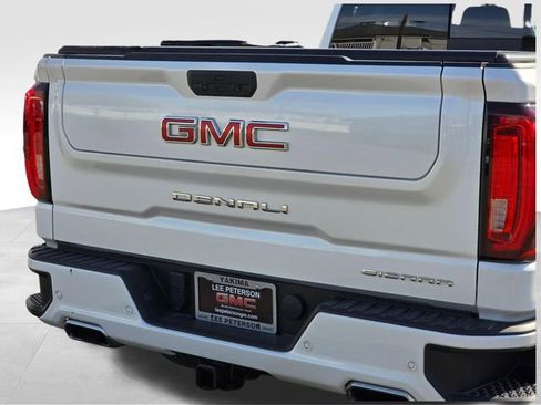 Used 2020 GMC Sierra 1500 Denali w/ Denali Ultimate Package image 13