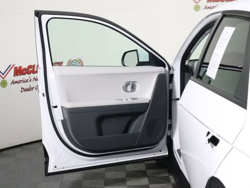 Used 2024 Hyundai Ioniq 5 SE AWD/4WD image 22