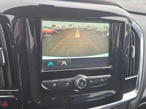 Used 2018 Chevrolet Traverse LS image 14