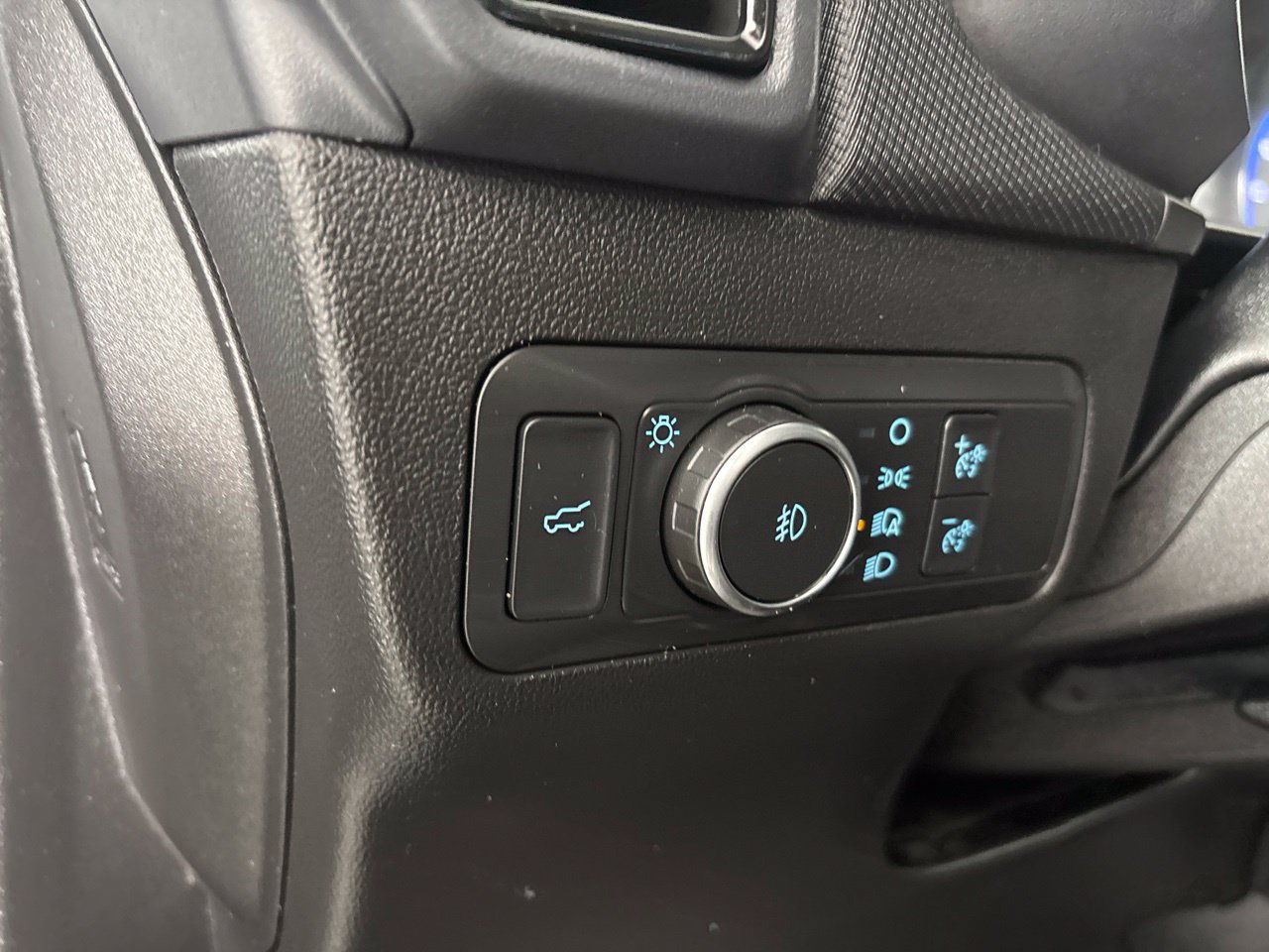 Used 2022 Ford Bronco Sport Outer Banks w/ Tech Package AWD/4WD image 9