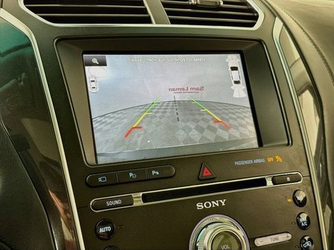 Used 2016 Ford Explorer Platinum AWD/4WD image 14