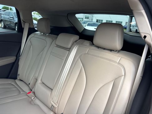 Certified 2023 Lincoln Nautilus AWD w/ Premium Package image 25