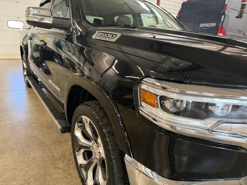 Used 2019 RAM 1500 Limited AWD/4WD image 3