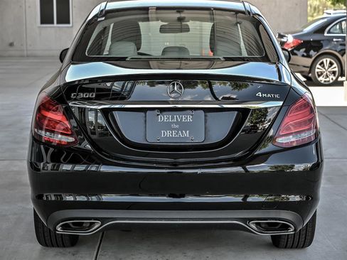 Used 2018 Mercedes-Benz C 300 4MATIC Sedan image 7