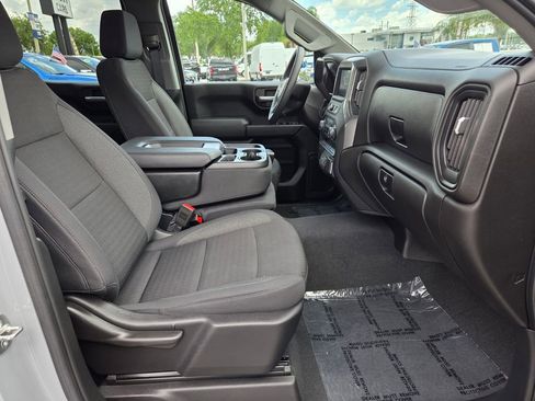 Used 2025 Chevrolet Silverado 1500 Custom w/ Turbomax Blackout Package AWD/4WD image 15