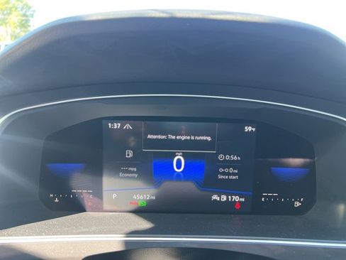 Used 2022 Volkswagen Tiguan SE image 14