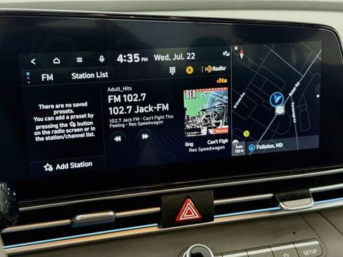 Used 2024 Hyundai Elantra SEL w/ Convenience Package FWD image 8