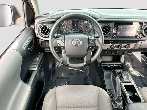 Used 2022 Toyota Tacoma SR w/ SR Convenience Package image 19