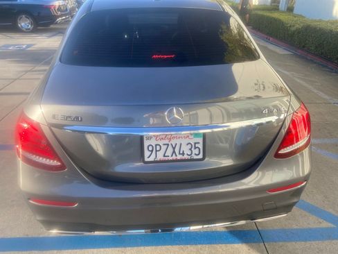 Used 2020 Mercedes-Benz E 350 4MATIC Sedan image 4