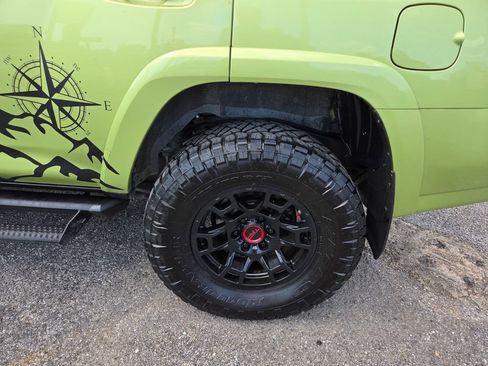 Used 2022 Toyota 4Runner TRD Pro AWD/4WD image 27