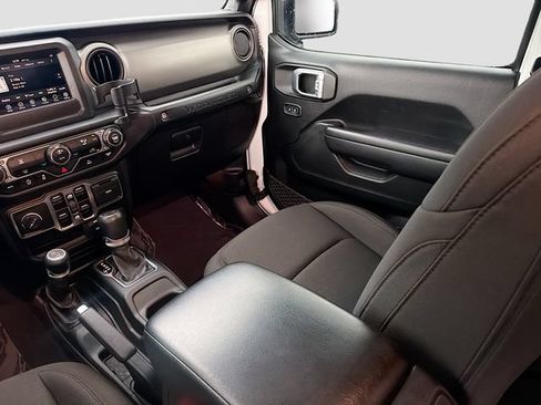 Used 2021 Jeep Wrangler Unlimited Sport AWD/4WD image 24