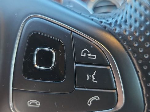 Used 2018 Mercedes-Benz E 300 4MATIC image 18