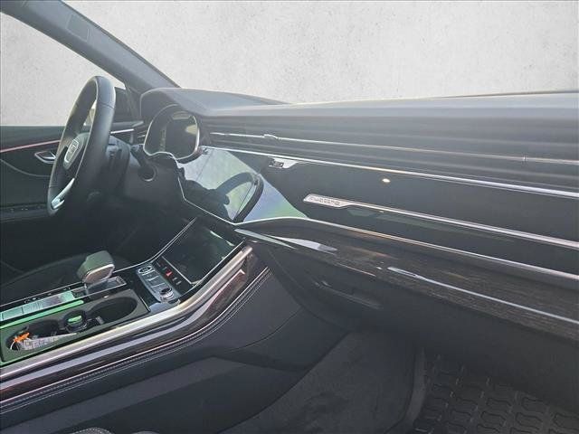 Used 2025 Audi Q8 Prestige AWD/4WD image 21