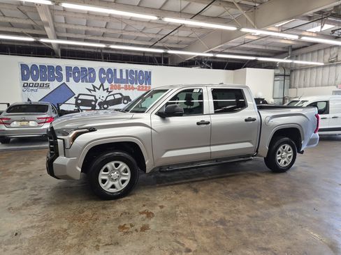 Used 2023 Toyota Tundra SR AWD/4WD image 2