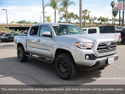 Used 2018 Toyota Tacoma SR5 image 8