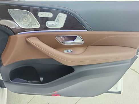 Used 2025 Mercedes-Benz GLE 53 AMG 4MATIC Coupe image 27