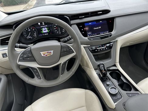 Certified 2023 Cadillac XT5 Premium Luxury w/ Technology Package image 31