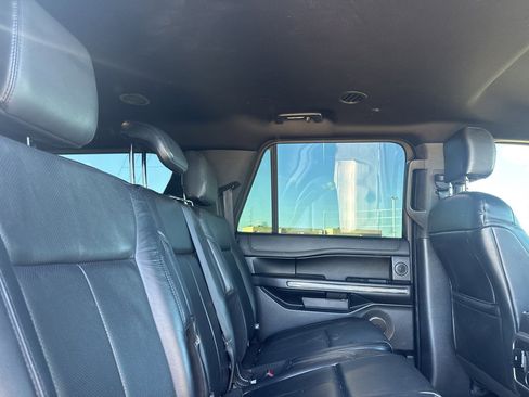 Used 2018 Ford Expedition Max XLT w/ Equipment Group 202A image 20
