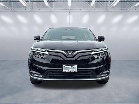 New 2025 VinFast VF 8 Eco AWD/4WD image 2