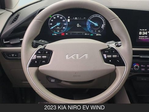 Used 2023 Kia Niro Wind FWD image 12