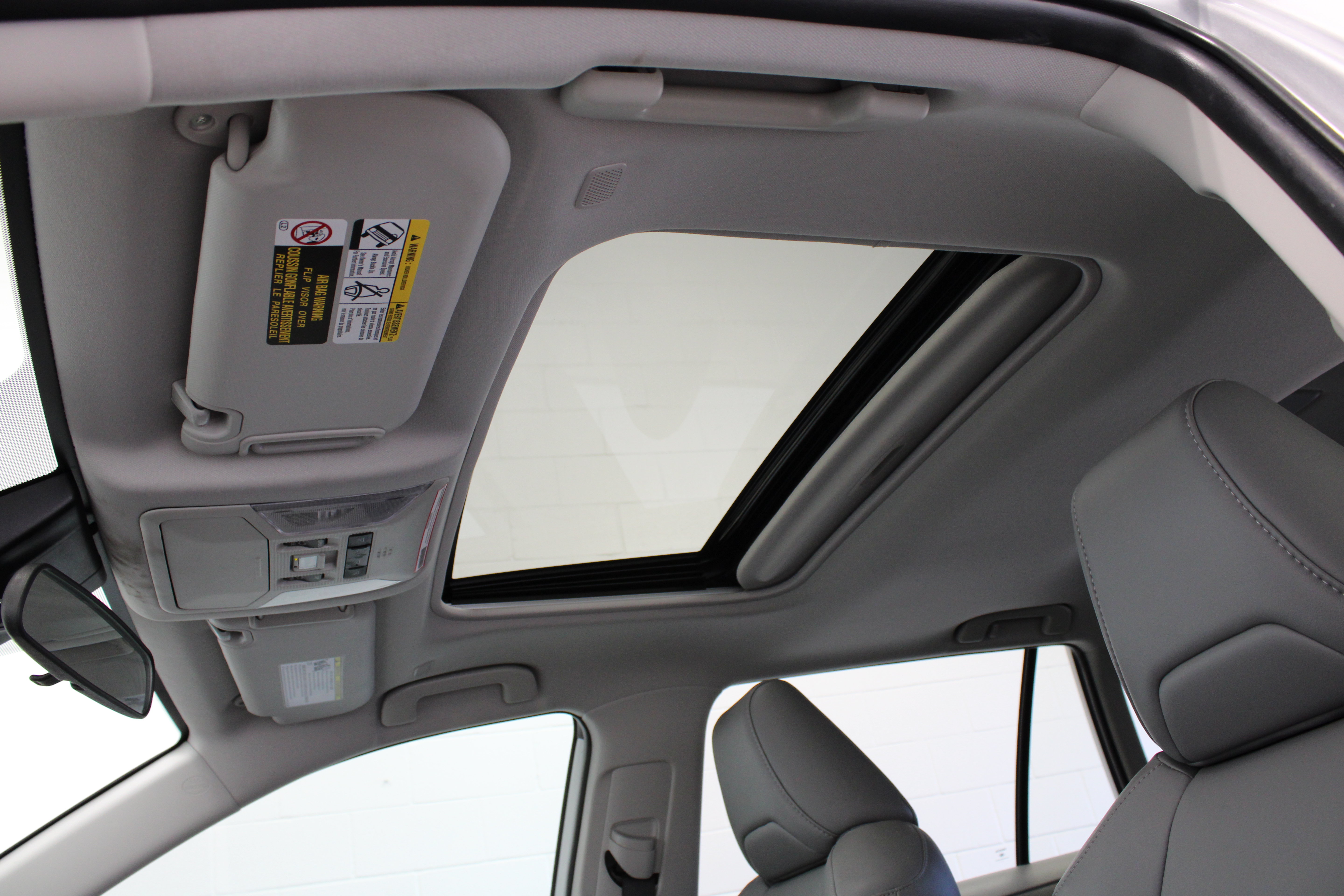 Used 2023 Toyota RAV4 XLE Premium FWD image 26