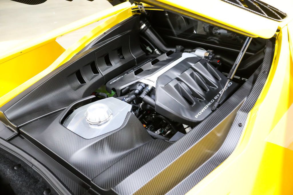 Used 2020 Ford GT Carbon Series RWD image 58