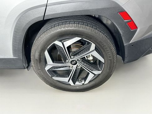 Used 2022 Hyundai Tucson Limited FWD image 11