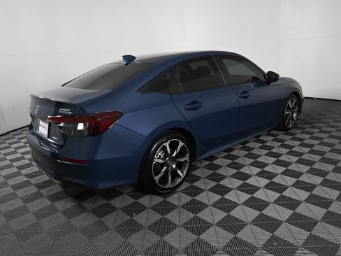 Used 2025 Honda Civic Sport image 24