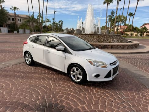 Used 2013 Ford Focus SE FWD image 12
