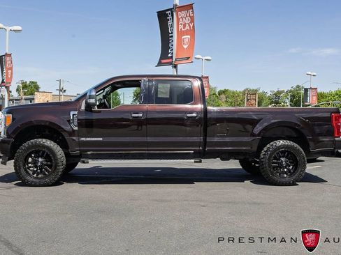 Used 2018 Ford F250 Lariat w/ Lariat Ultimate Package AWD/4WD image 17