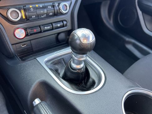 Used 2022 Ford Mustang GT image 21