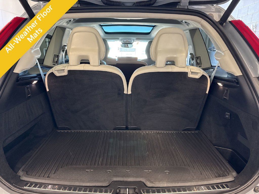 Used 2025 Volvo XC90 T8 Plus w/ Protection Package Premier AWD/4WD image 23