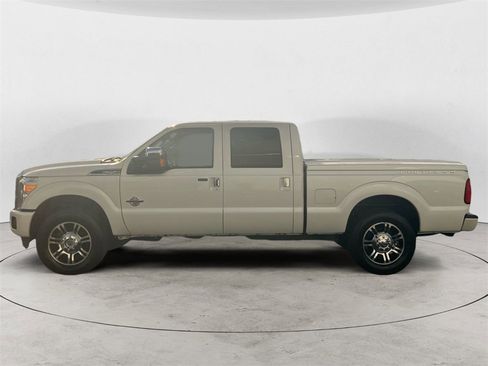 Used 2014 Ford F250 Platinum image 2