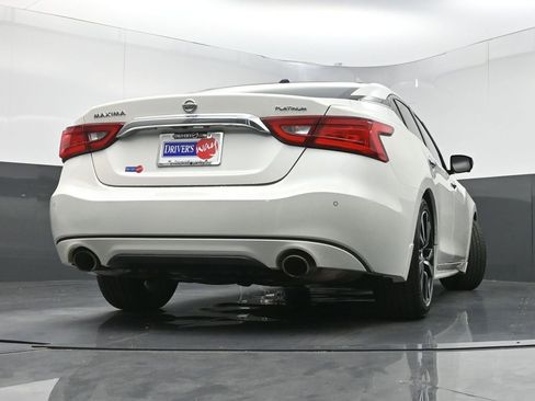 Used 2017 Nissan Maxima Platinum FWD image 30