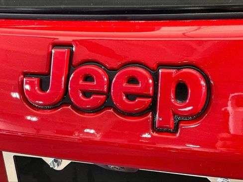 Used 2023 Jeep Compass Limited AWD/4WD image 40