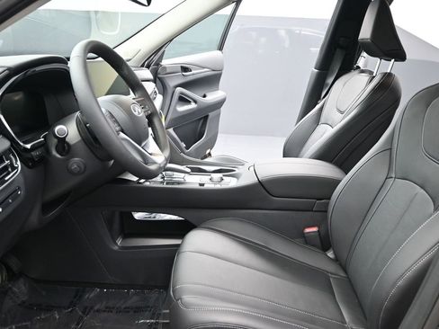 Used 2025 INFINITI QX60 Luxe w/ Vision Package image 14