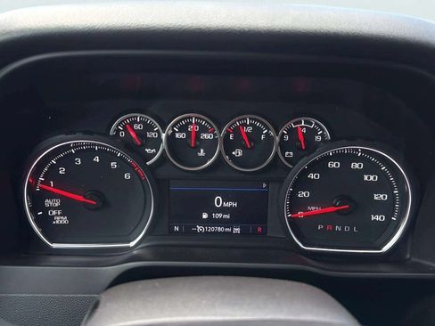 Used 2021 Chevrolet Silverado 1500 Custom w/ LPO, Dark Essentials Package AWD/4WD image 10