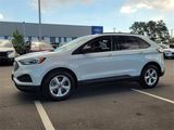 Certified 2023 Ford Edge SE image 4