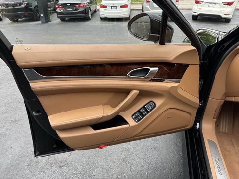 Used 2010 Porsche Panamera Turbo AWD/4WD image 25