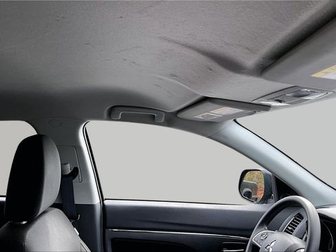 Used 2020 Mitsubishi Outlander Sport ES FWD image 27