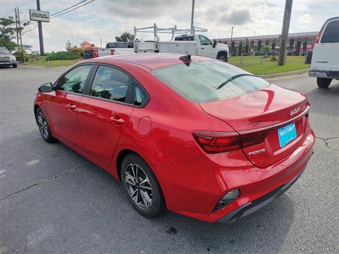 Used 2023 Kia Forte LXS image 5