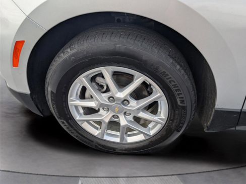 Used 2022 Chevrolet Equinox LT FWD image 33